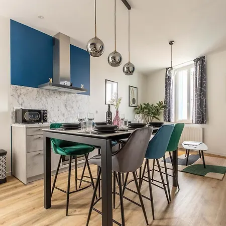 F3 Grand Luxe Champfleuri * クレルモン・フェラン