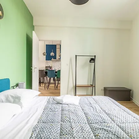 F3 Grand Luxe Champfleuri * クレルモン・フェラン